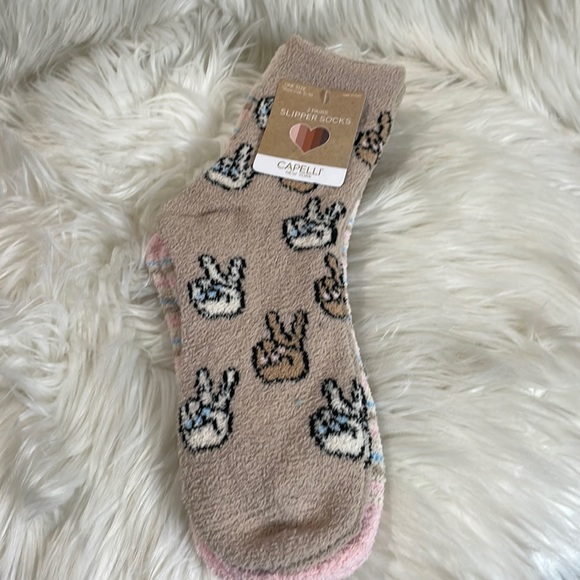 Accessories - 🦋5/$25 Capelli socks